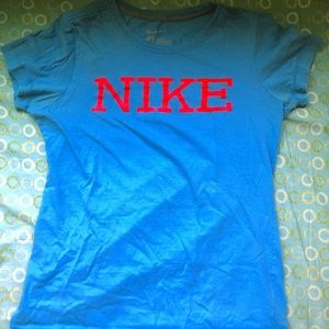 nike tshirt